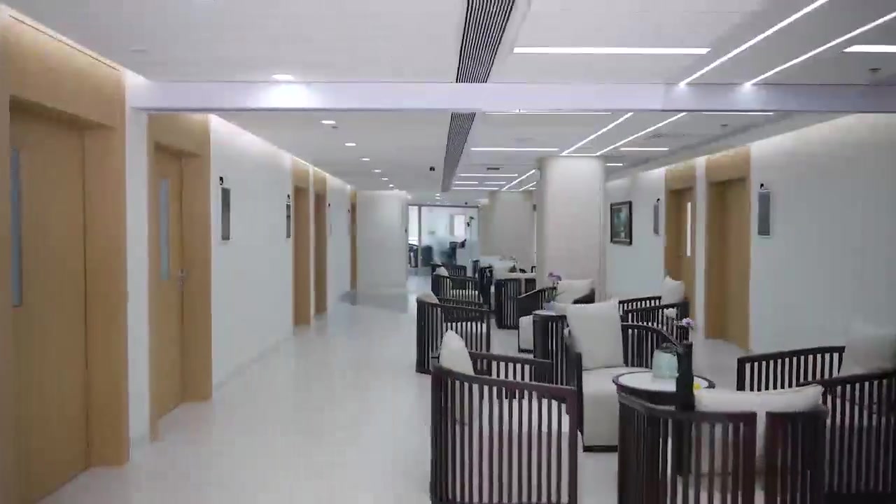 A quiet corridor and waiting lounge in a hospital's international department